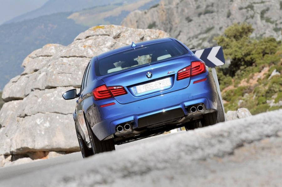  BMW M5 2012 года  (фото 146 из 319)